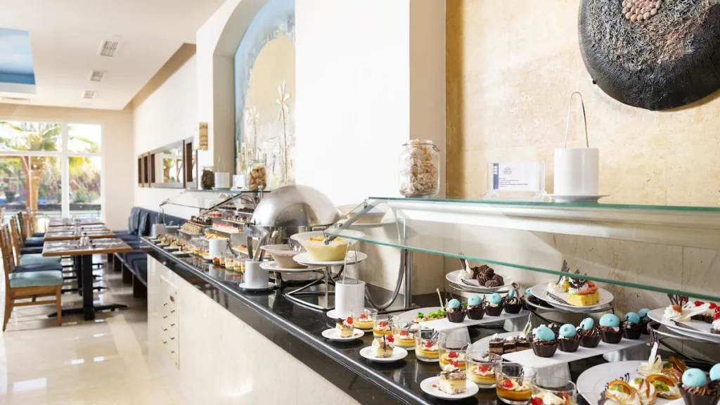 الفندق ثرى كورنرز أوشن فيو - الجونة